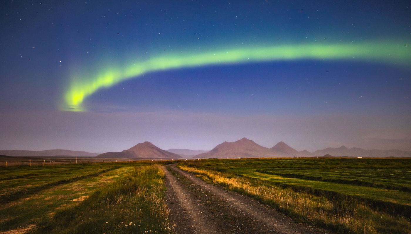 Iceland northern lights aurora